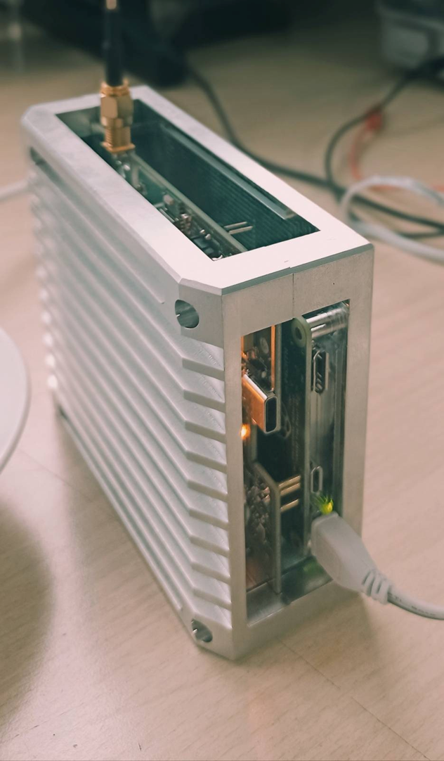 LedgeAIR receiver detail